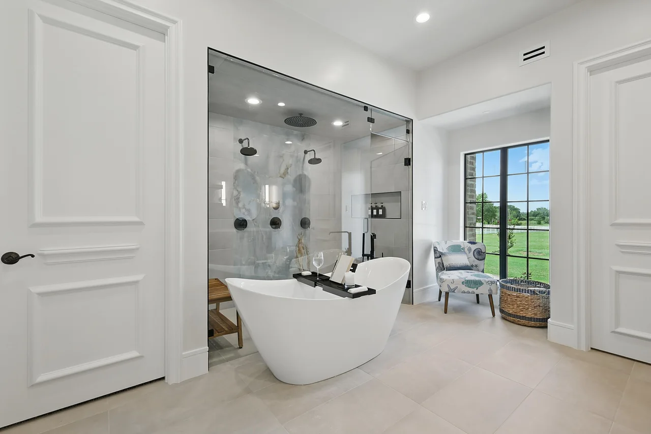 Spa-inspired primary bath